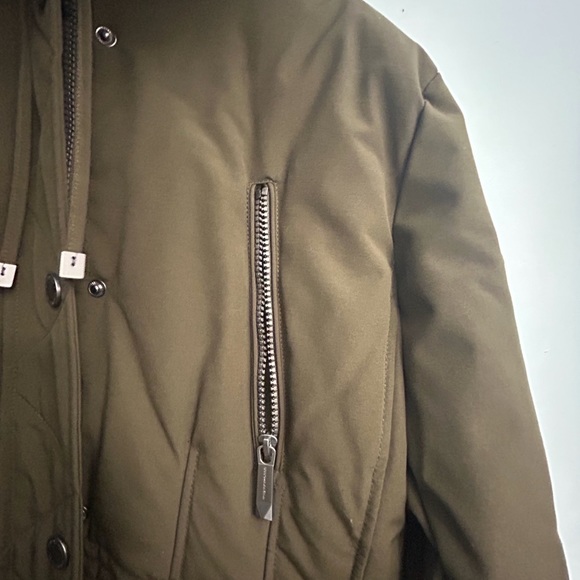 BCBG MAXAZRIA COAT - Picture 16 of 16